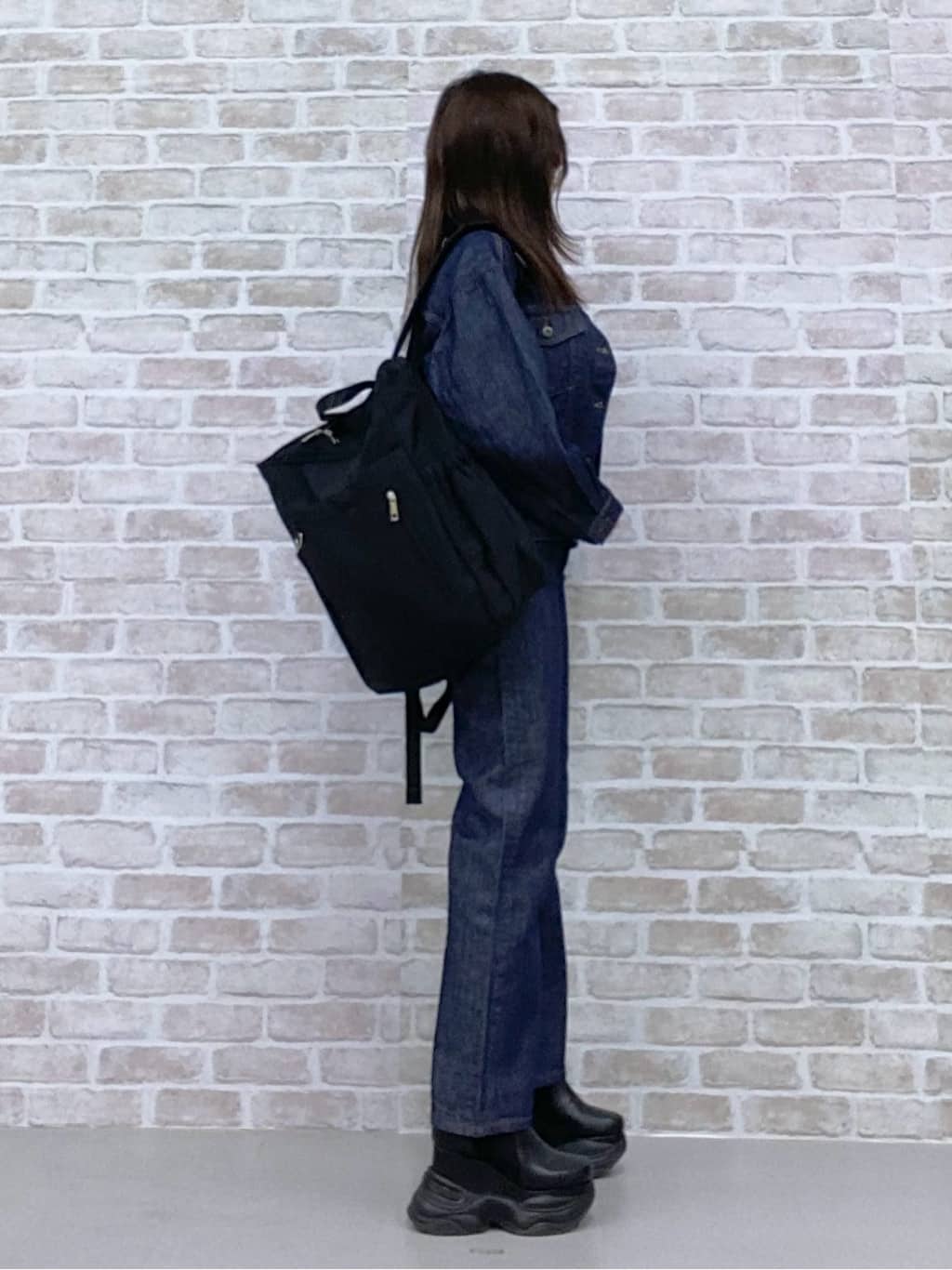 マリカさんの「SHOO･LA･RUE｜【SHOO・LA・RUE DENIM】羽織るだけでこなれる　オーバーサイズデニムジャケット」を使ったコーディネート