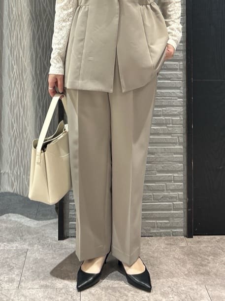 ga_riさんの「THE SHOP TK｜【通勤・きちんと見えに】ダブルクロス ペプラムジレ/セットアップ可」を使ったコーディネート