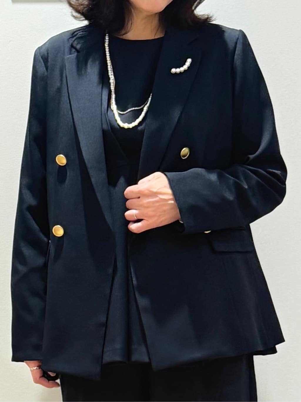 Lilyさんの「grove｜【マシンウォッシュ/防シワ】袖ドッキングペプラムブラウス【着回しカセット】」を使ったコーディネート