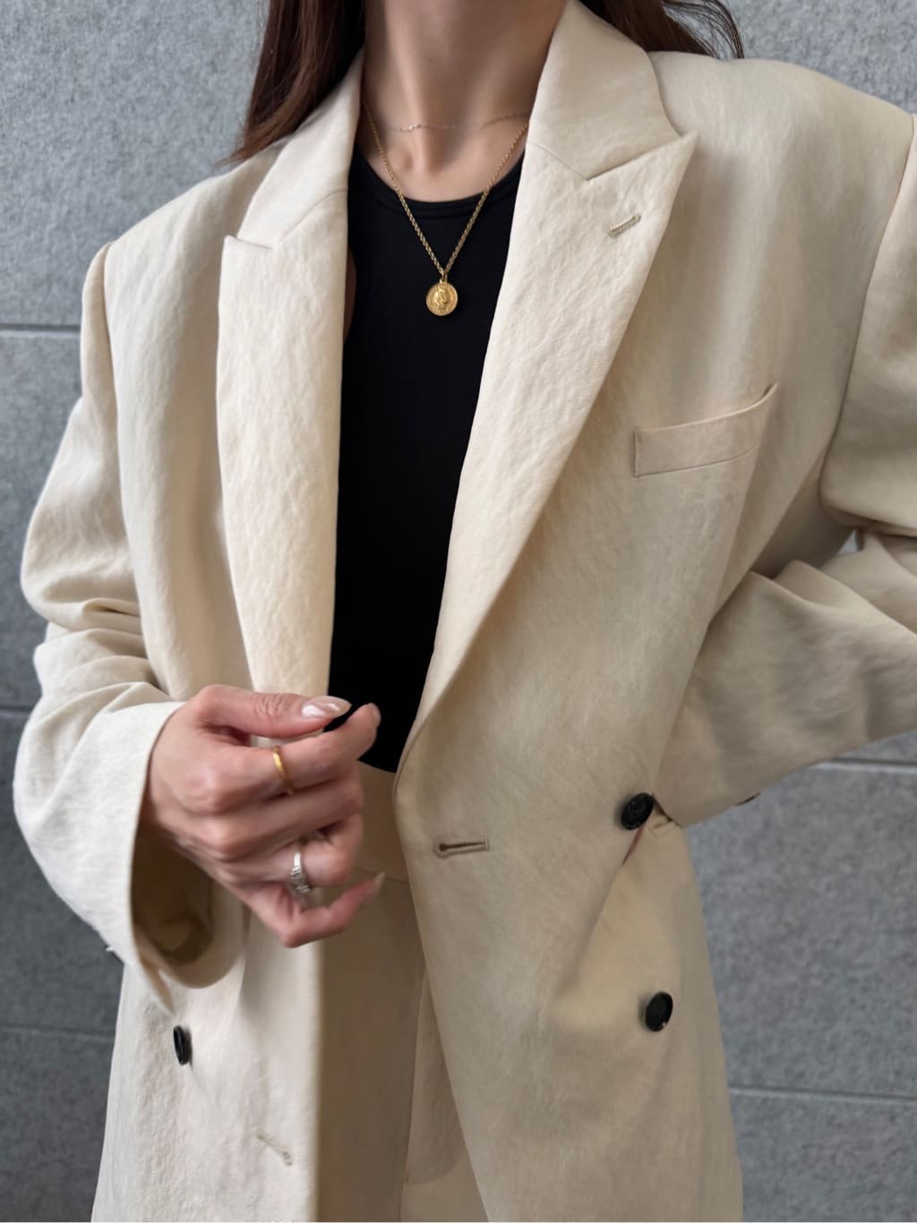 kanamiさんの「CODE A｜arc tailored jacket」を使ったコーディネート