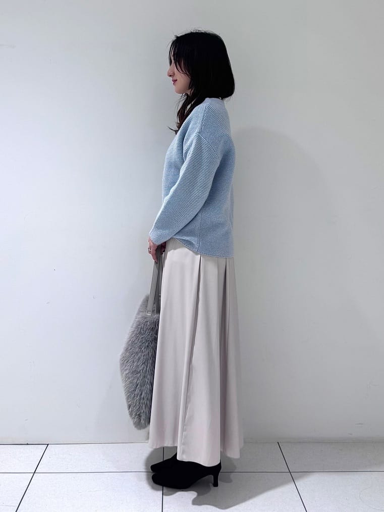そんさんの「INDIVI｜【洗える／大人ラメ】カラーMIXボトルネックニット」を使ったコーディネート