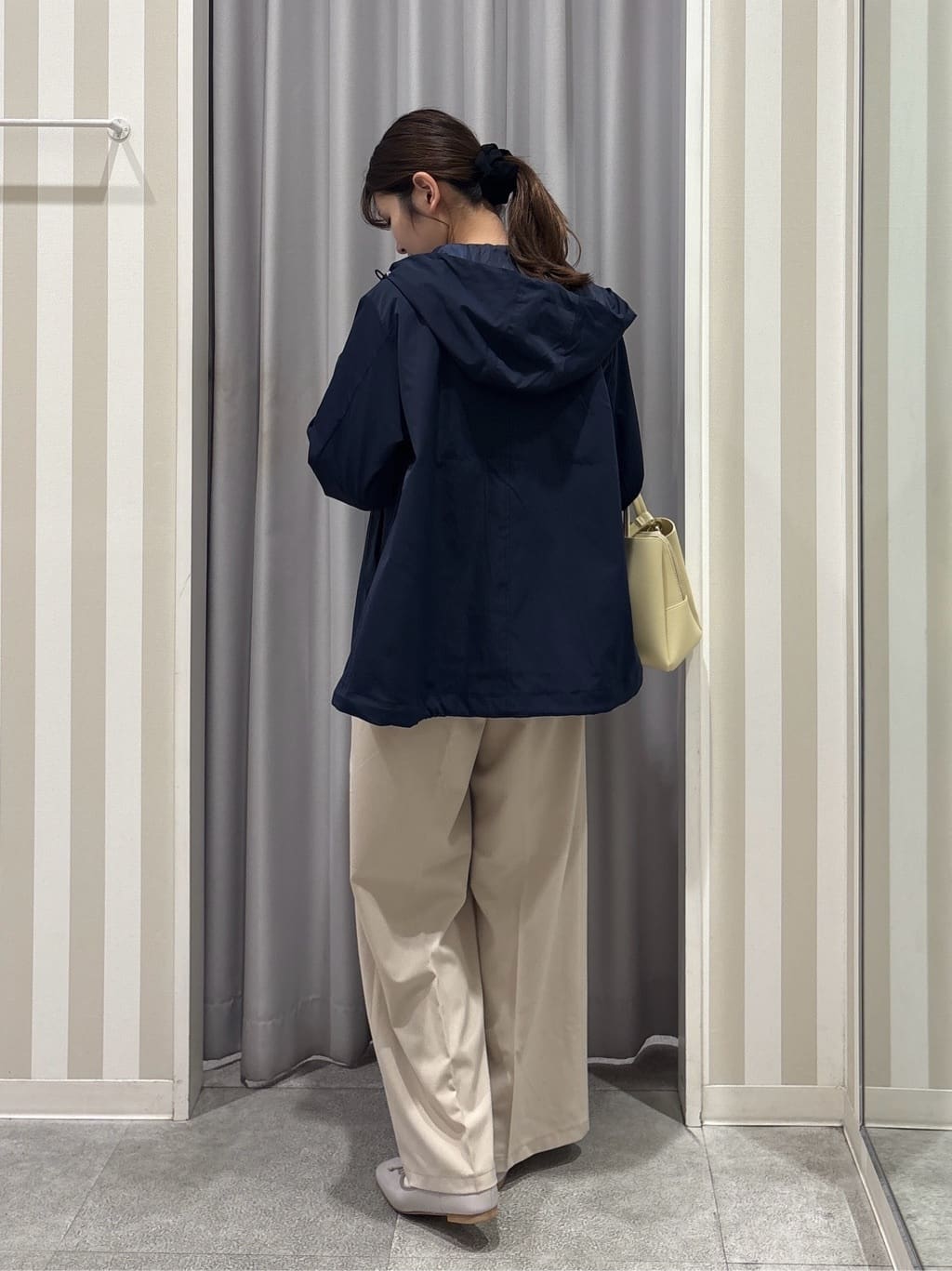 Rikaさんの「SHOO･LA･RUE｜【2WAY】上品きれい 金具ベルトトートバッグ」を使ったコーディネート