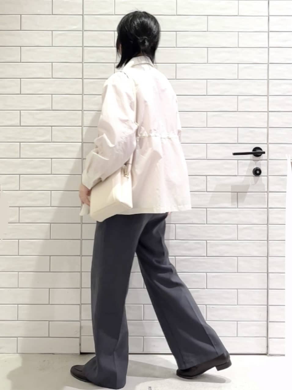 しおりさんの「OPAQUE.CLIP｜撥水スタンドZIPブルゾン【洗濯機OK／UVケア／花粉対応】」を使ったコーディネート