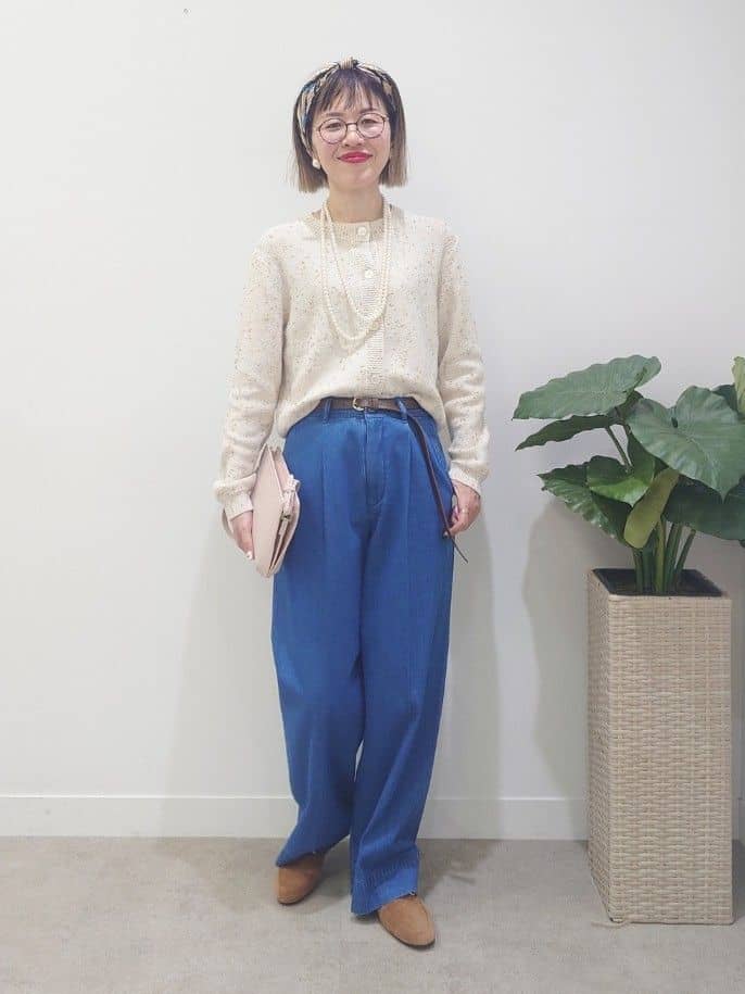 MUTSUKOさんの「UNTITLED｜◆【洗える/すっきり丈】ラメノット ニットカーディガン」を使ったコーディネート