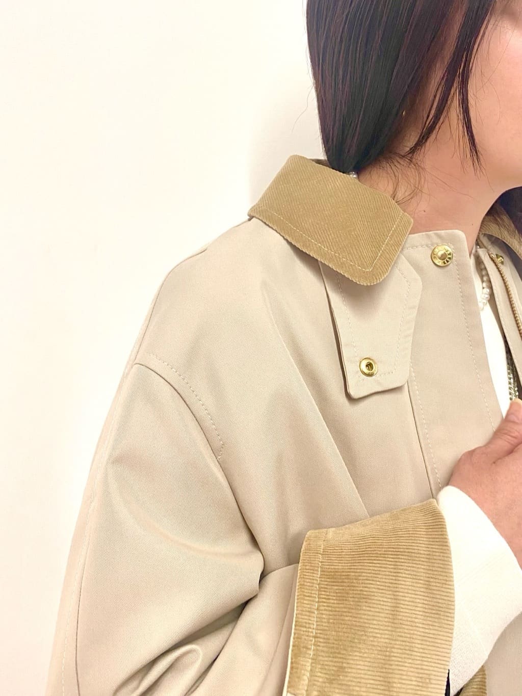 Sawaguchiさんの「DRESSTERIOR｜【ウォッシャブル/ウエストゴム】コットンエンブロイダリー イージーパンツ」を使ったコーディネート