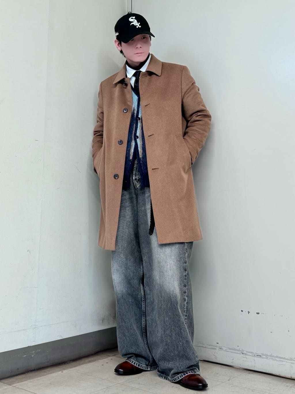 ryoさんの「TAKEO KIKUCHI｜播州 ドビーストライプ フラワーシャツ」を使ったコーディネート