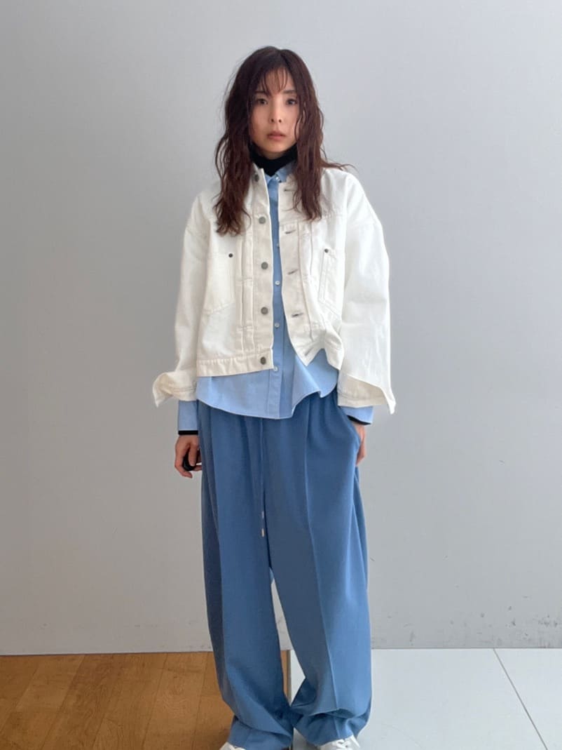 misaさんの「DRESSTERIOR｜【ウォッシャブル】バンドカラー ホワイトＧジャン」を使ったコーディネート