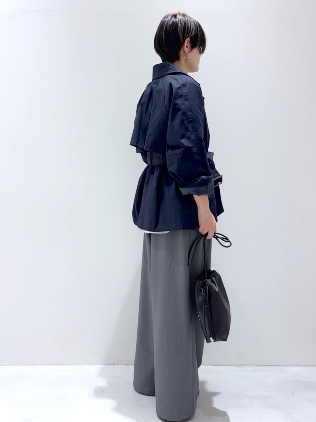 こじさんの「OPAQUE.CLIP｜美脚ストレッチ イージータックワイドパンツ【洗濯機OK】」を使ったコーディネート