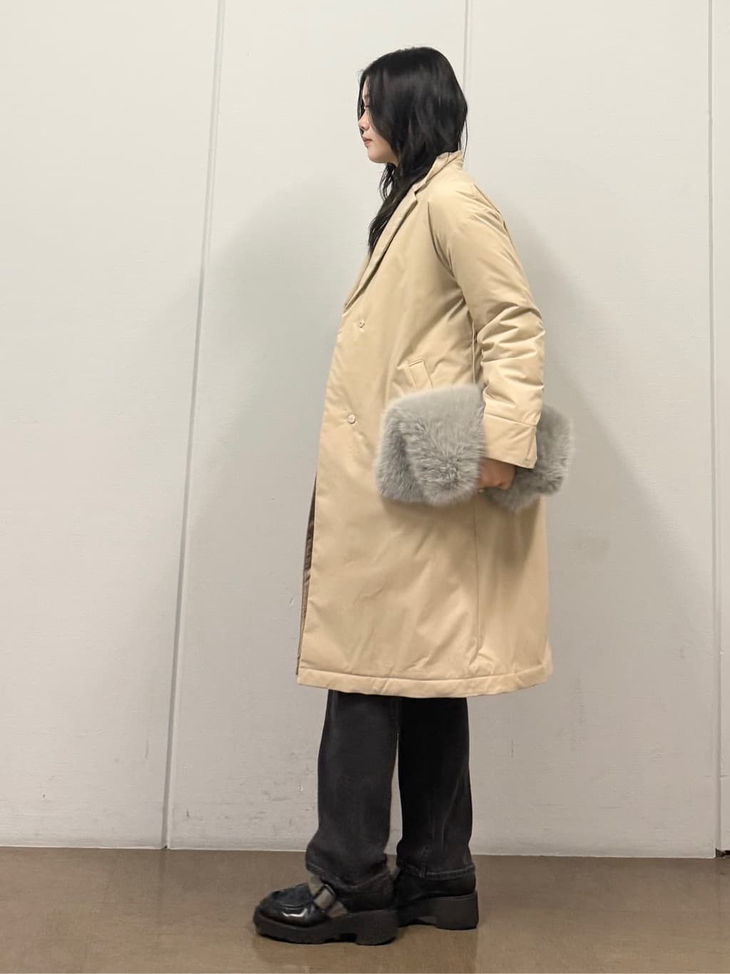 mizukiさんの「INDIVI｜【超軽量／蓄熱】ライトパフチェスターコート」を使ったコーディネート