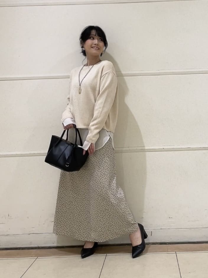 watanabeさんの「UNTITLED｜◆【洗える/光沢感】ファンシーヤーンニット」を使ったコーディネート