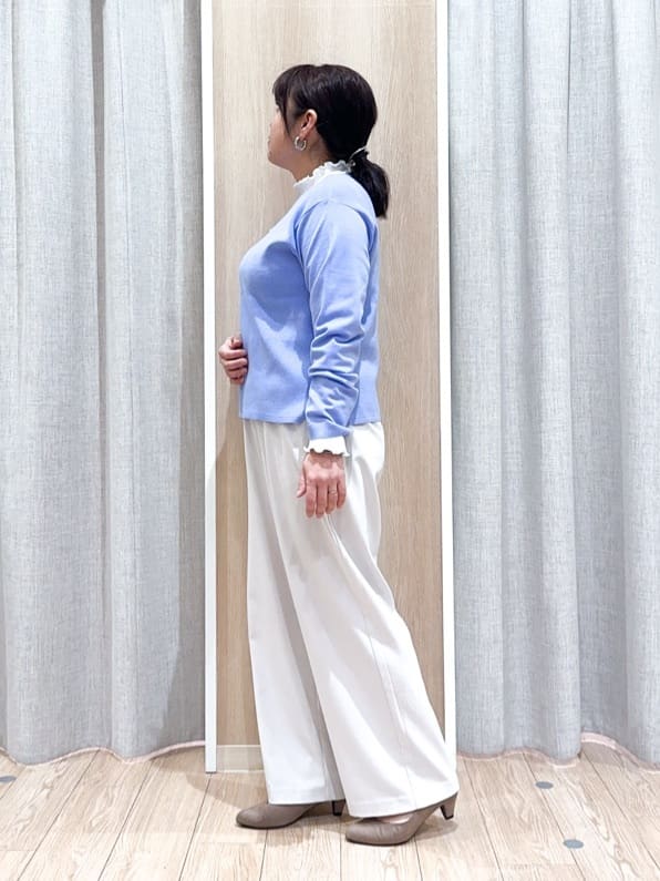 naoさんの「grove｜【撥水／シルエット2WAY】羽織るだけでサマになる、スタンドネックテントラインコート」を使ったコーディネート