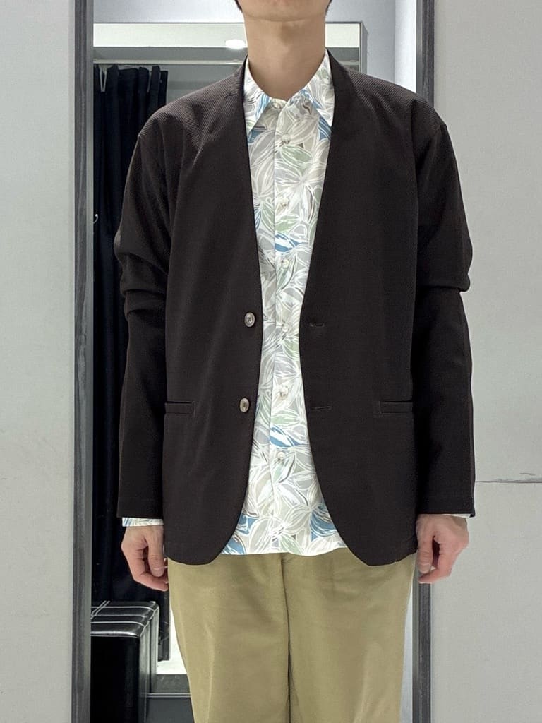 わいずみさんの「TAKEO KIKUCHI｜【抗菌防臭】バーズアイメッシュノーカラージャケット」を使ったコーディネート