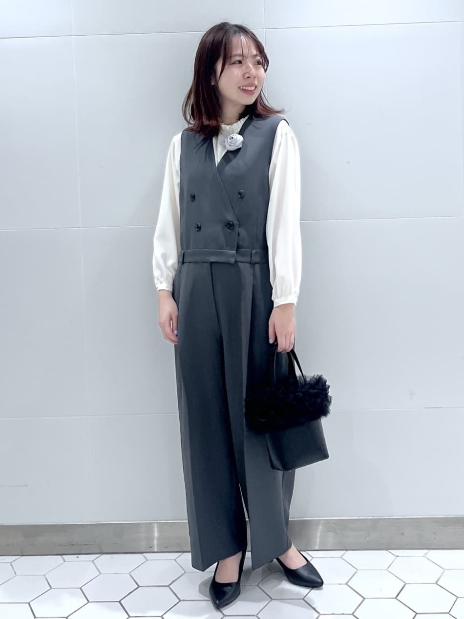 Makinoさんの「Dessin｜シャンブレースプリングコート」を使ったコーディネート