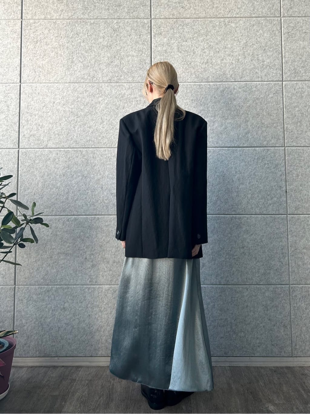 honoka Aさんの「CODE A｜arc tailored jacket」を使ったコーディネート