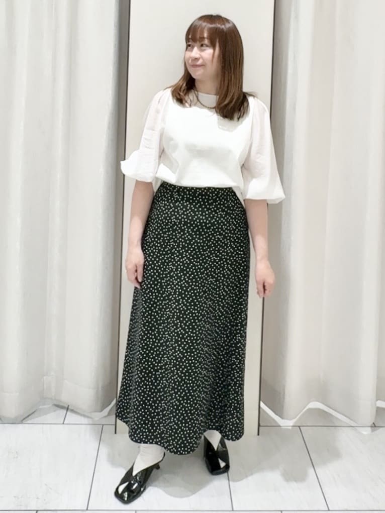 ʏᴜᴋɪᴋᴏさんの「UNTITLED｜◆【洗える/袖シアー】ポンチ袖ボリュームトップス」を使ったコーディネート