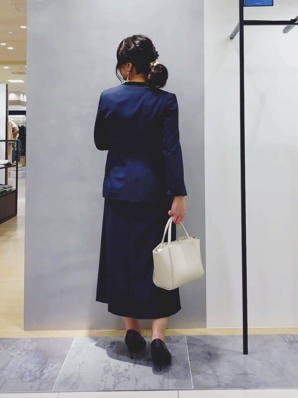 TOMOMIさんの「INDIVI｜【上品光沢／SETUP可能】スタイルUPワンピース」を使ったコーディネート