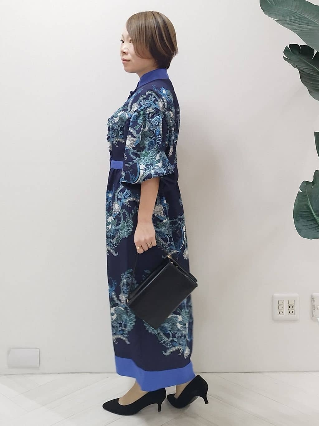 s u g iさんの「UNTITLED｜【COLLECTION LINE】オリエンタルパネル柄ワンピース」を使ったコーディネート