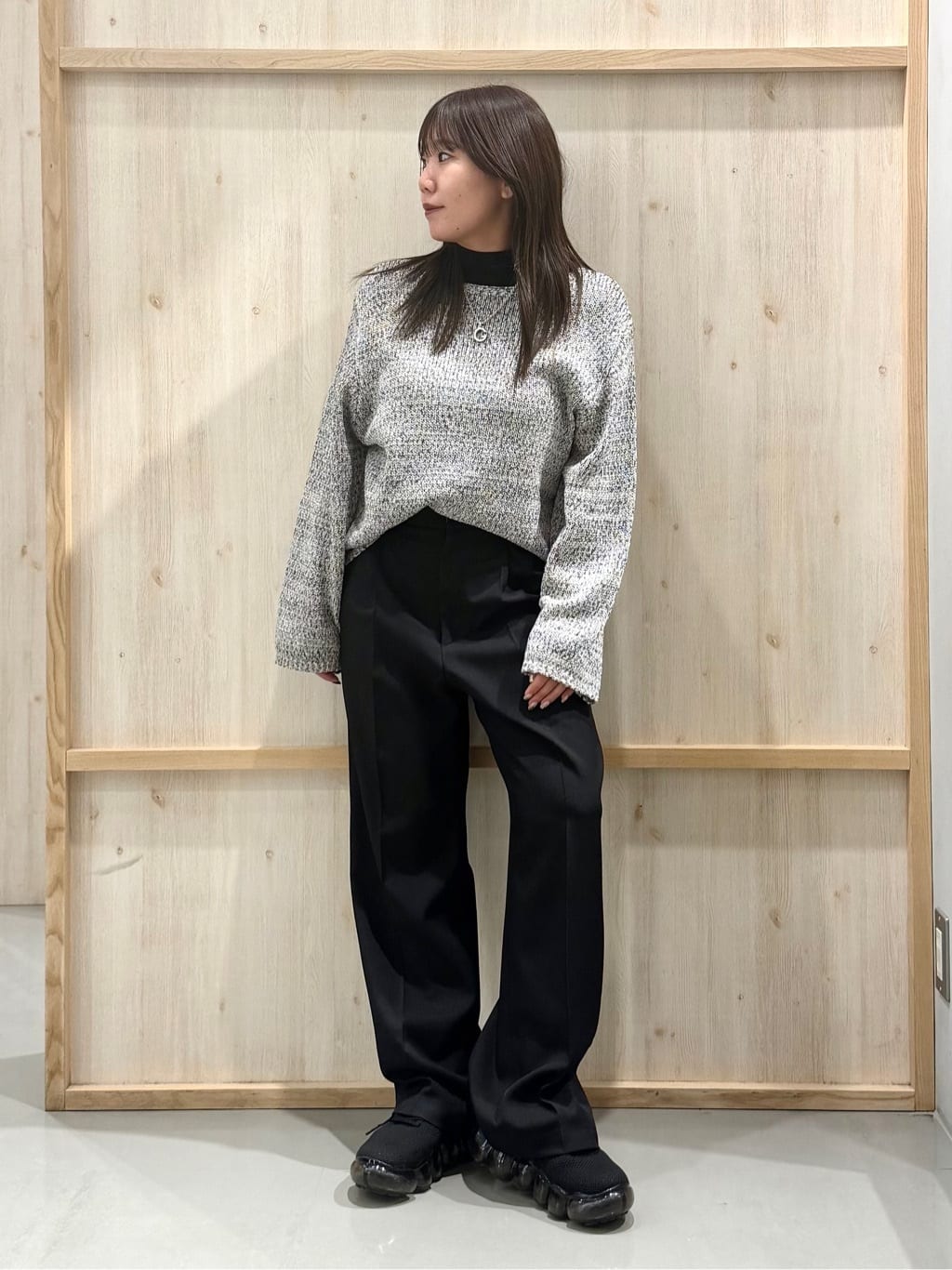nanaさんの「THE SHOP TK｜MIXカラーで軽やかに テープヤーンニット」を使ったコーディネート