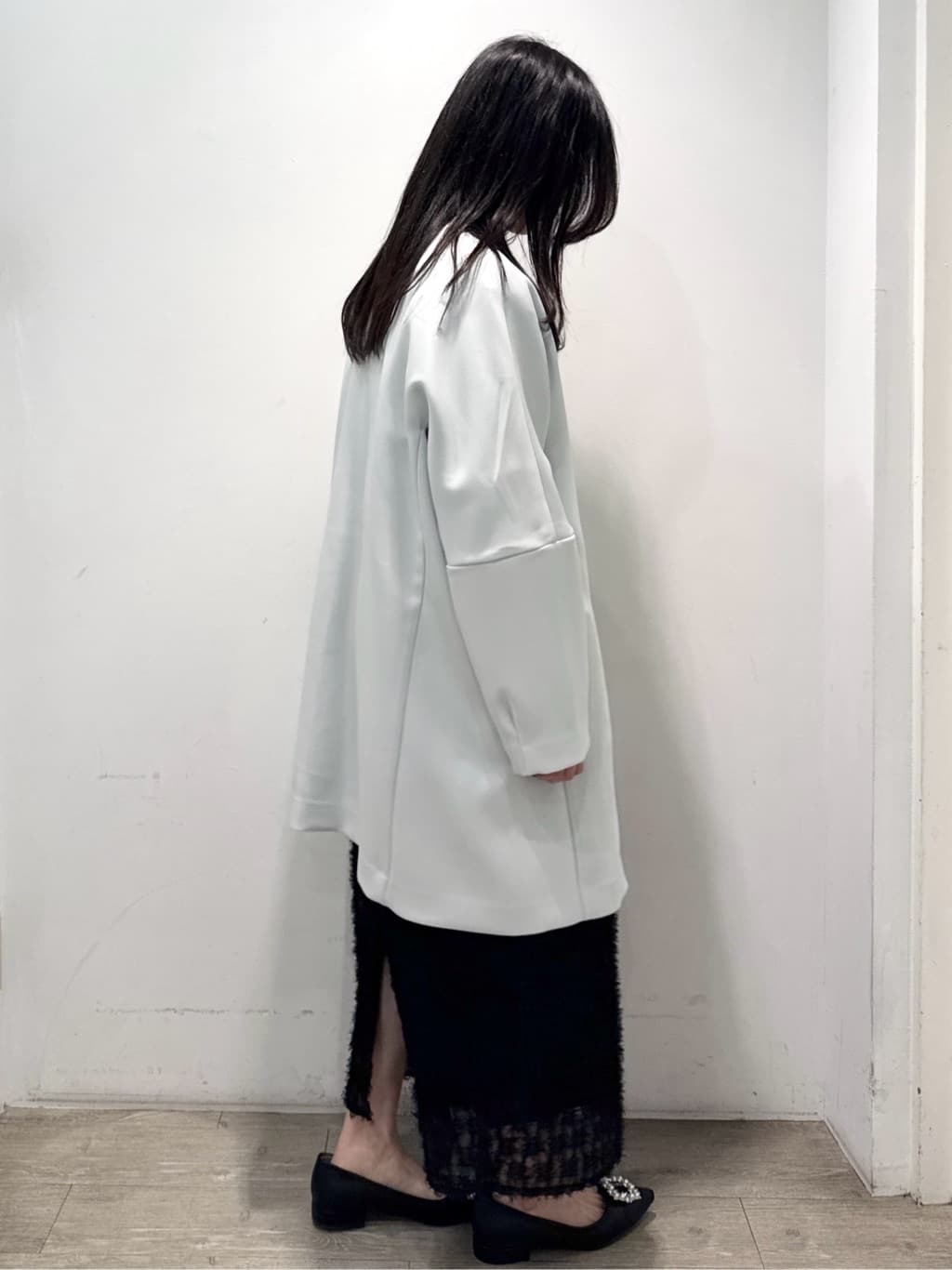 yuicciさんの「OPAQUE.CLIP｜フォルムスリーブミドルコート【洗濯機OK】」を使ったコーディネート