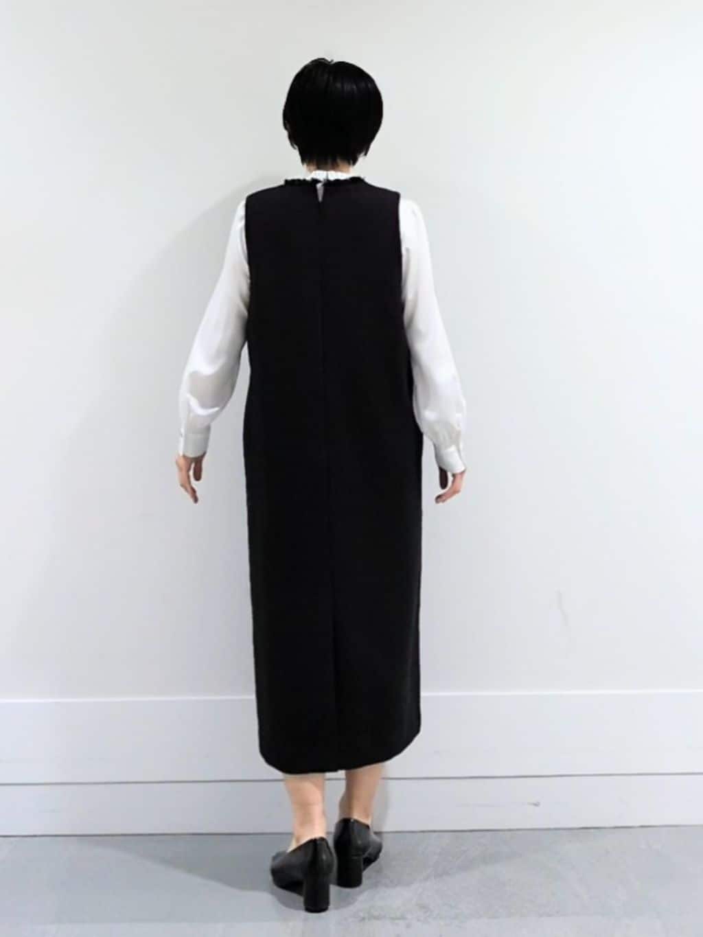 ミズタさんの「UNTITLED｜◆【セレモニー/定番人気】ハイネックフリル ブラウス」を使ったコーディネート