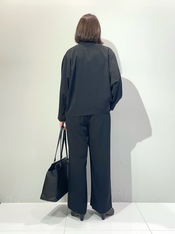 murayamaさんの「INDIVI｜【接触冷感／透湿／着る日傘】ドルマンダブルジャケット」を使ったコーディネート