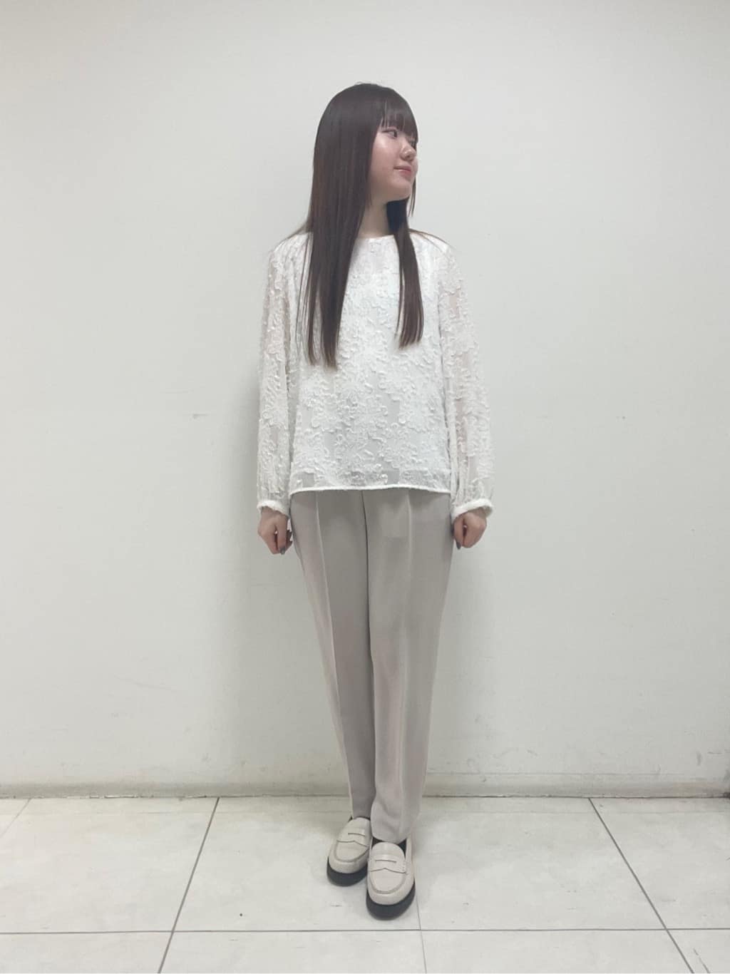 mさんの「INDIVI｜【洗える／多機能／SETUP可】着る日傘ダブルジャケット」を使ったコーディネート