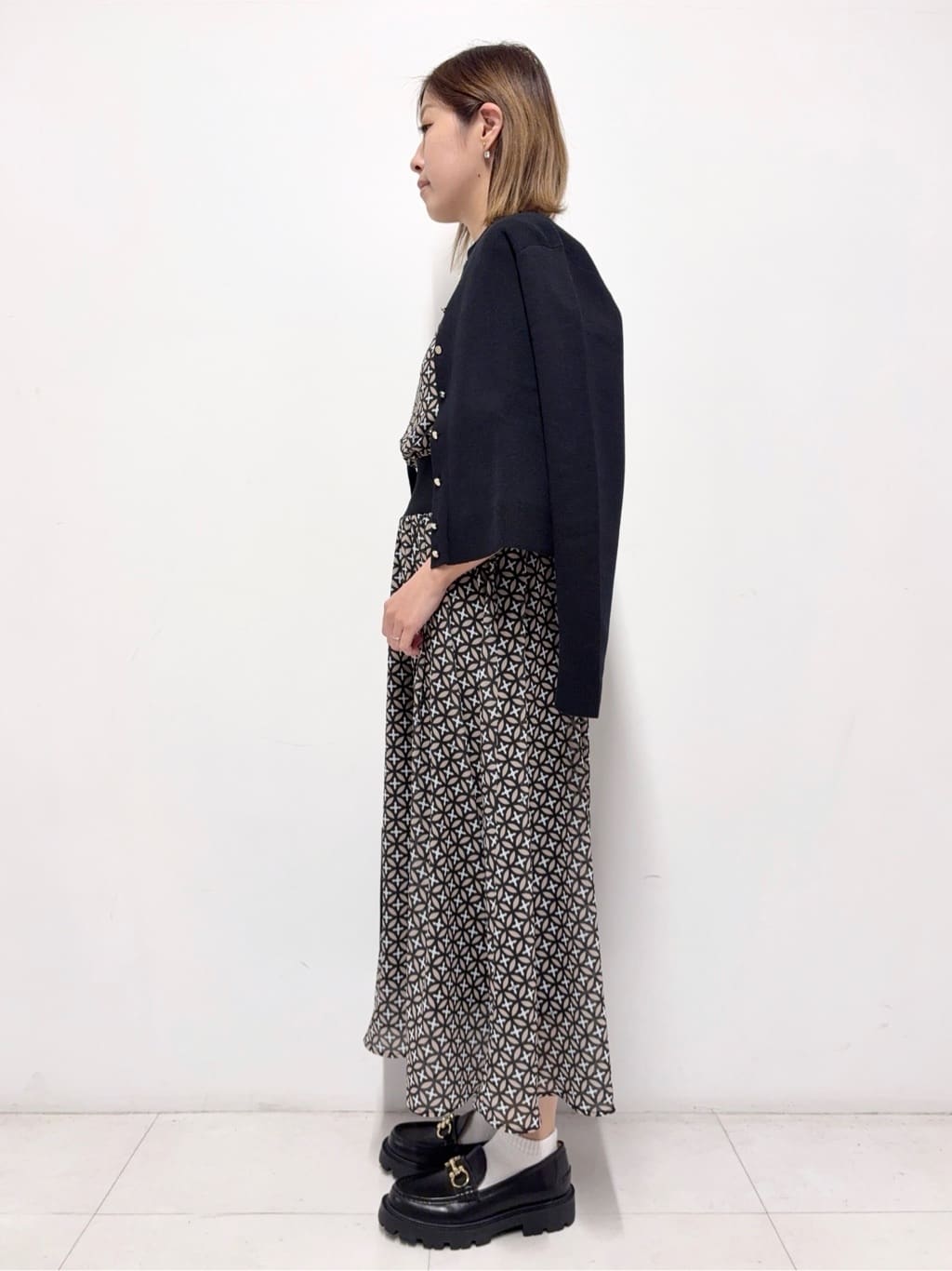 Nishijimaさんの「DRESSTERIOR｜【再入荷/otonaMUSE5月号掲載/ウォッシャブル】オーバーラップサークル シアードレス」を使ったコーディネート