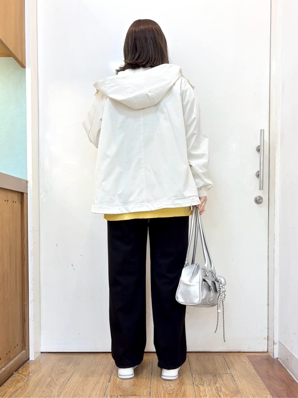 だいわさんの「SHOO･LA･RUE｜【高レビュー/洗濯機可/S-LL】さらに軽くなった スポンディッシュ裾フェイクトップス」を使ったコーディネート
