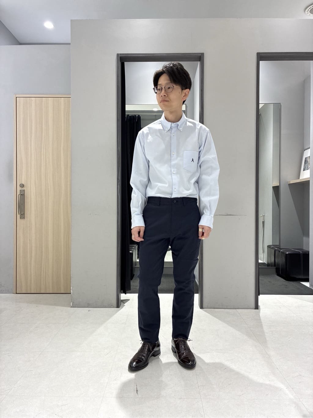 わいずみさんの「TAKEO KIKUCHI｜【360&deg;ストレッチ／軽量】None Of Stress ライト ジャケット（セットアップ対応）」を使ったコーディネート