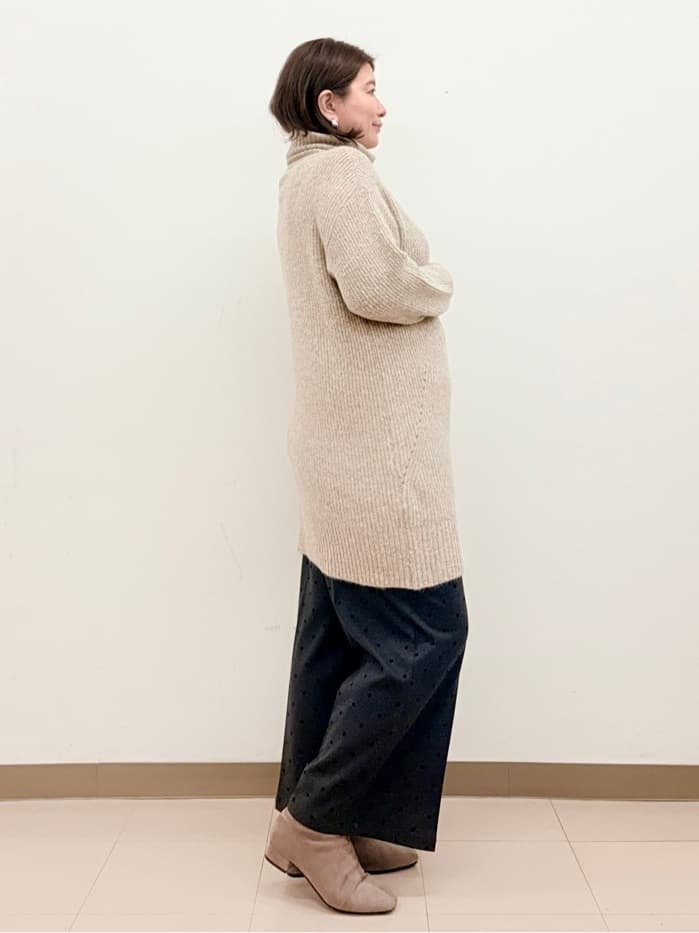 haruさんの「SHOO･LA･RUE｜【洗濯機可/S-LL/体型カバー】女性らしい美シルエット チュニックニットワンピース」を使ったコーディネート