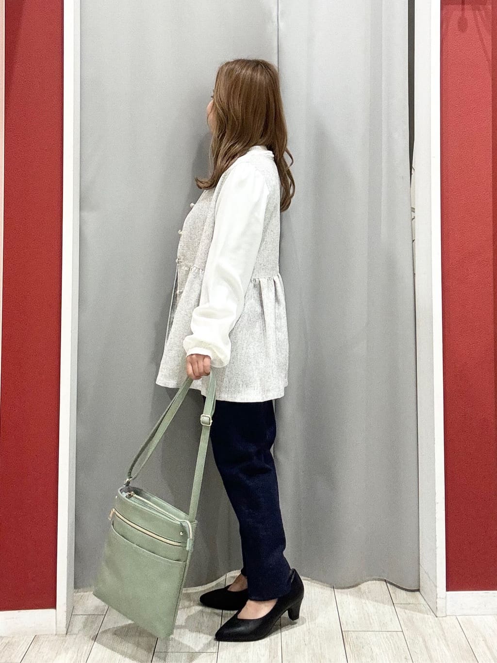 shioさんの「SHOO･LA･RUE｜【SHOO・LA・RUE DENIM】毎日使いたくなる ストレッチデニムスキニーパンツ」を使ったコーディネート