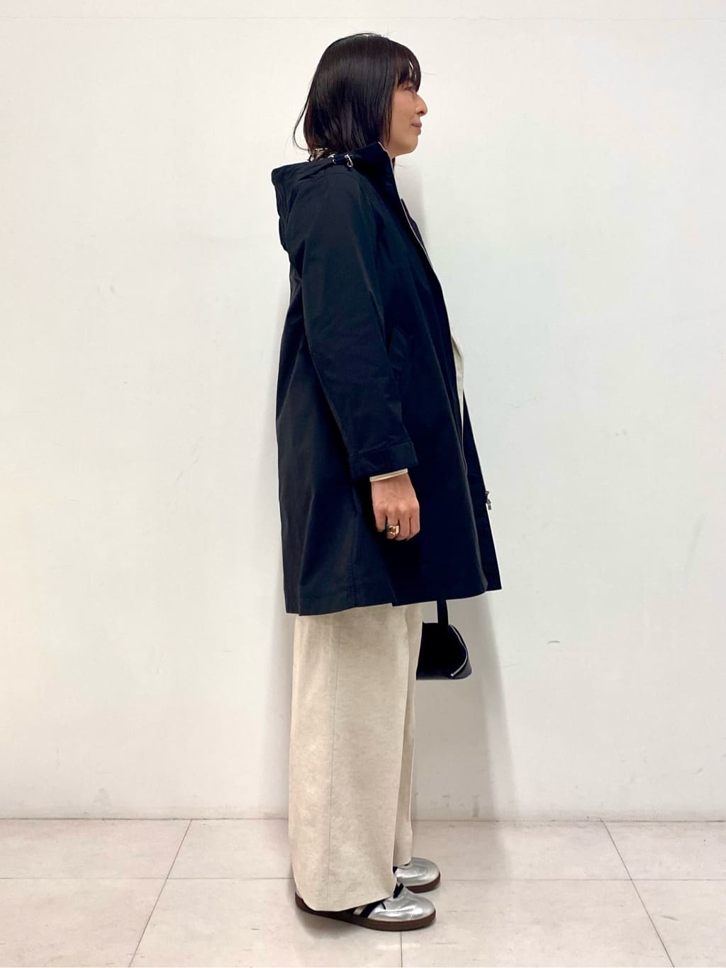 Sawaguchiさんの「DRESSTERIOR｜【ウォッシャブル/撥水素材】撥水フーテッドツイルコート」を使ったコーディネート
