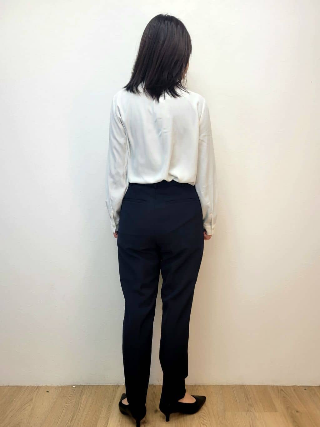 LISAさんの「OPAQUE.CLIP｜《通勤／セットアップ対応》 Vネックジャケット／ダブルクロス【洗濯機OK】」を使ったコーディネート