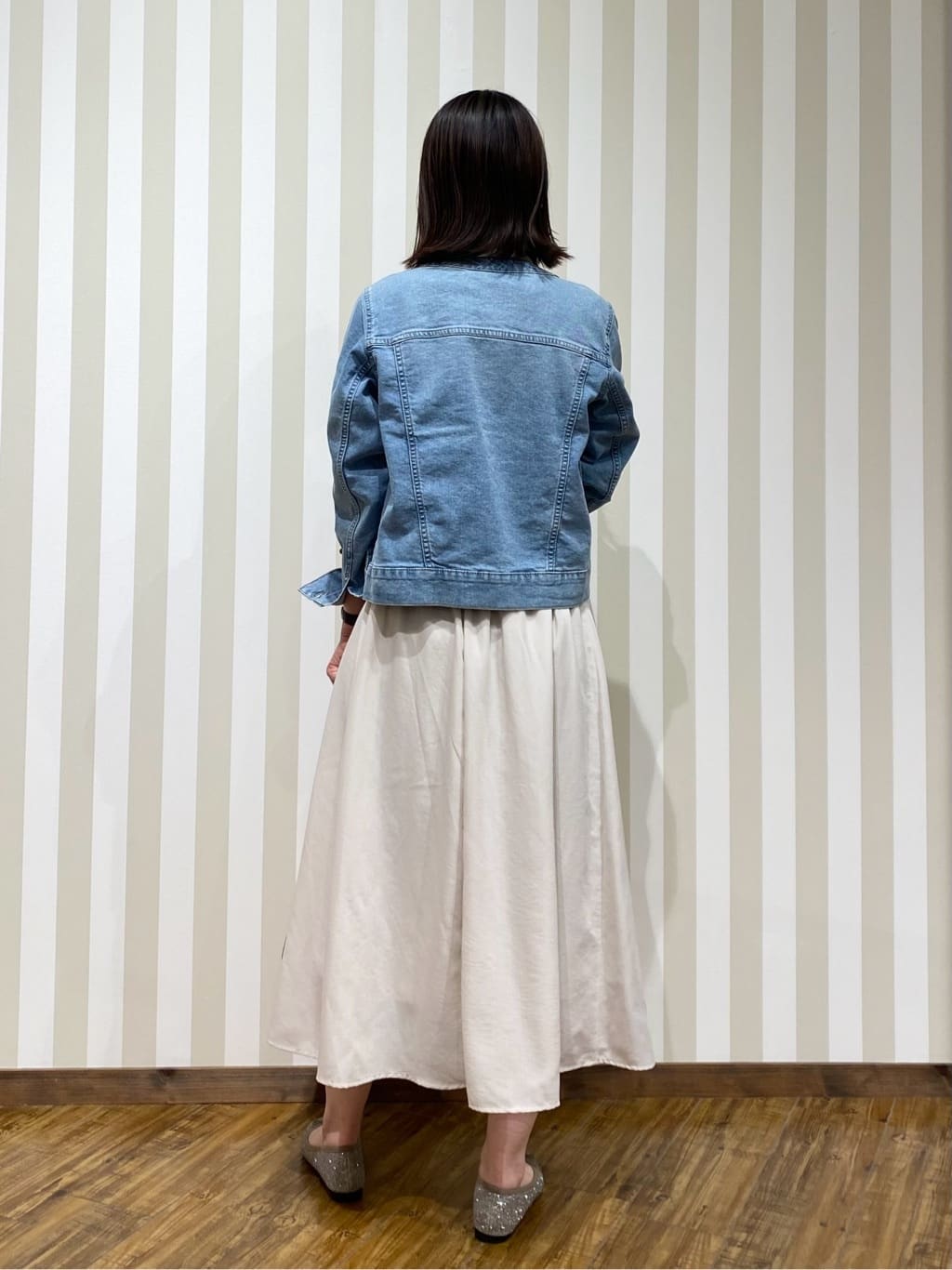 SAOさんの「SHOO･LA･RUE｜【ふかふか】フェミニンにもカジュアルにも合わせやすい 大人のバレエシューズ」を使ったコーディネート