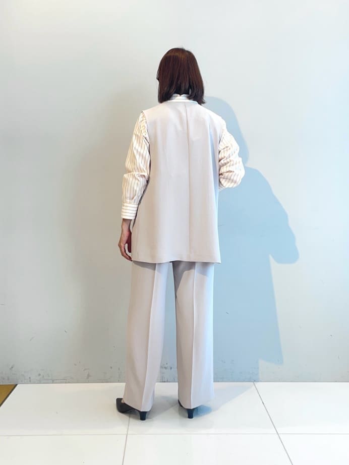 murayamaさんの「INDIVI｜【2WAY／洗える】ラメストライプ コットン混シャツ」を使ったコーディネート