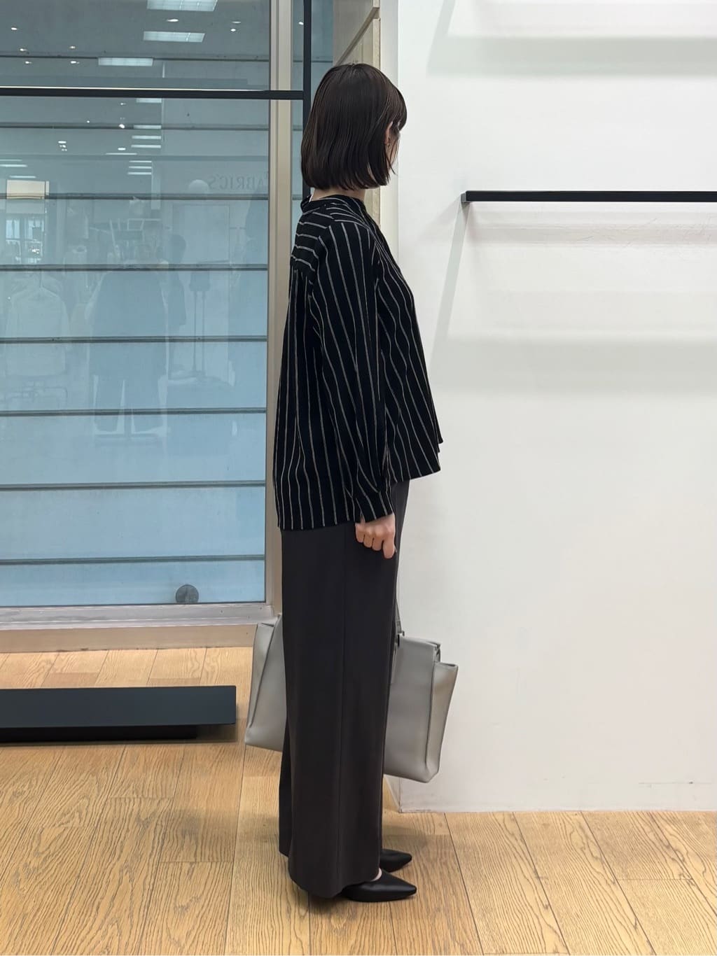 asamiさんの「INDIVI｜【洗える／着心地楽ちん】ブラウス風ストライプカットソートップス」を使ったコーディネート