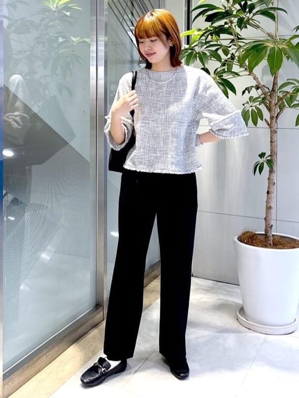 yukaさんの「UNTITLED｜◆【洗える】ツイードドルマンブラウス」を使ったコーディネート