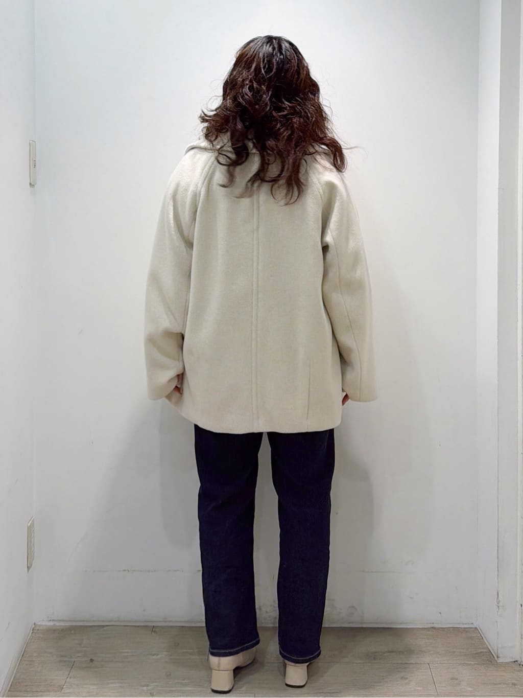 sumicaさんの「OPAQUE.CLIP｜カシミヤブレンドウールミドルピーコート」を使ったコーディネート