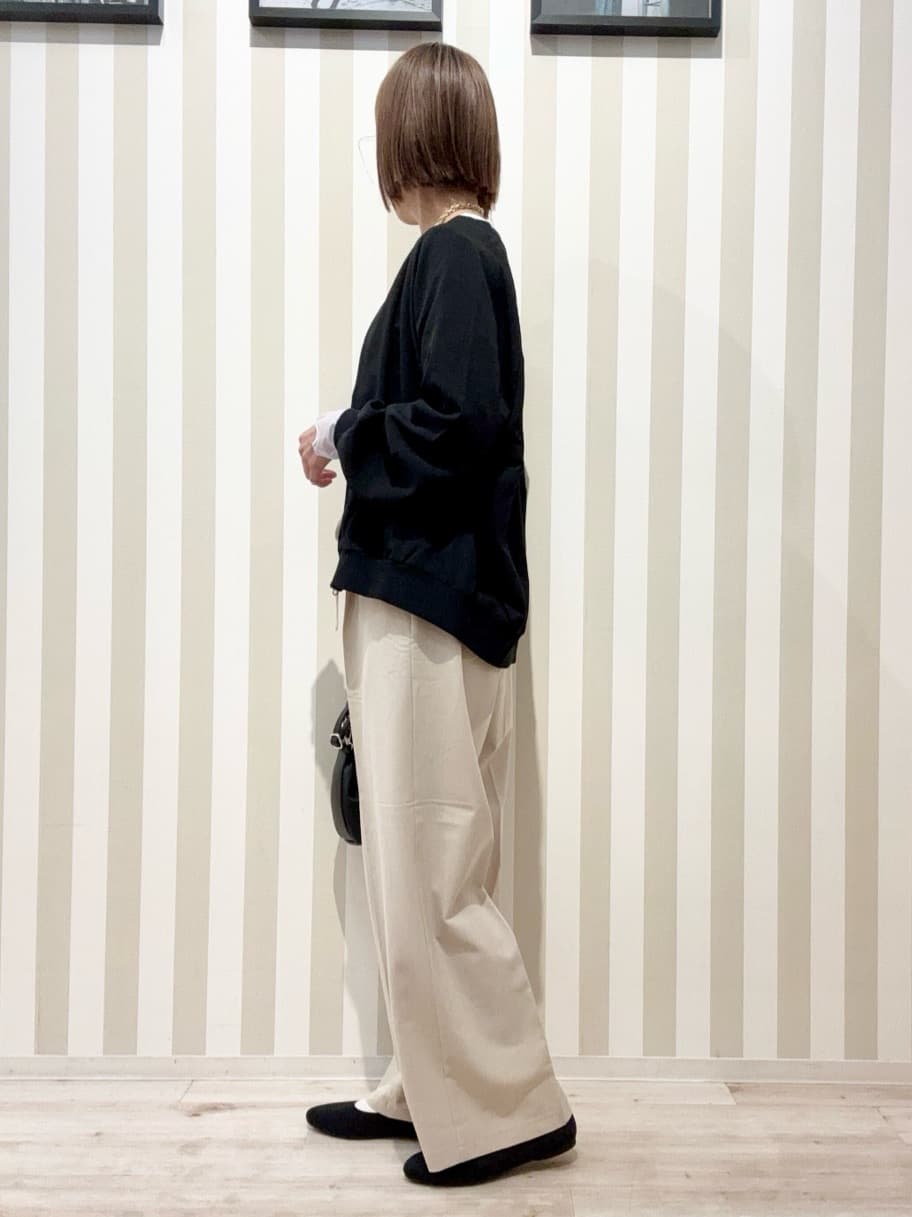 まつこさんの「SHOO･LA･RUE｜【洗濯機可/S-LL】さらっと快適　麻調ゆるリブブルゾン」を使ったコーディネート