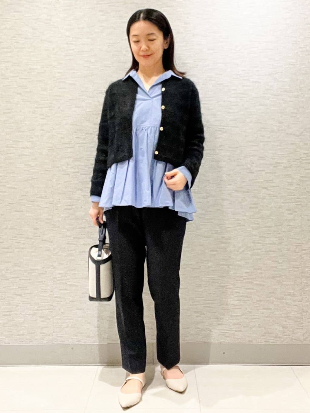 marikoさんの「Reflect｜【お食事会やお出かけに◎】ふんわりジャカード編みカーディガン」を使ったコーディネート