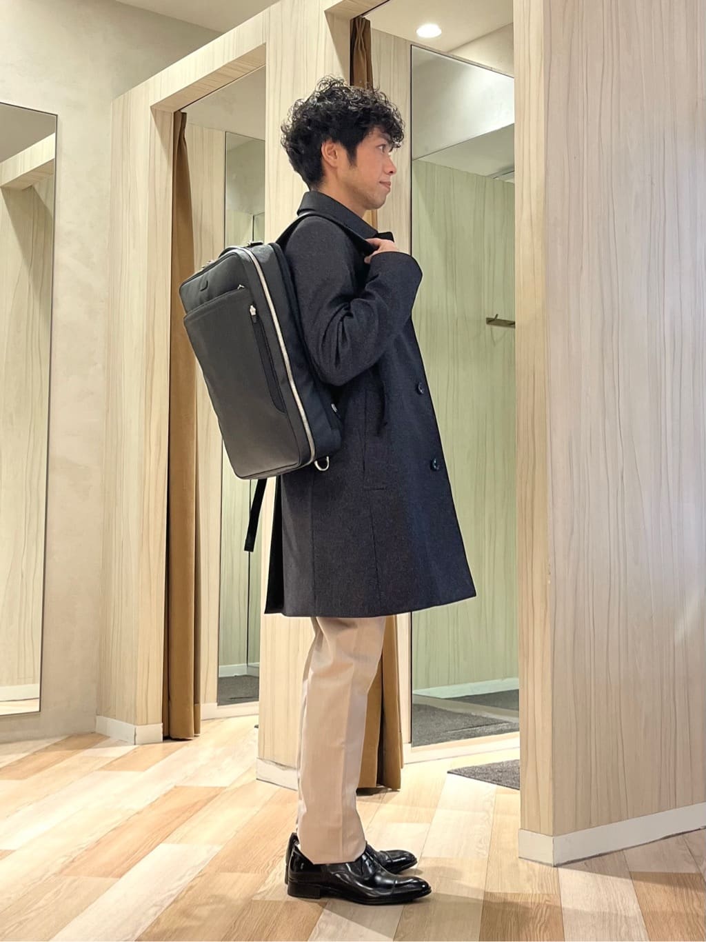 URAさんの「TAKEO KIKUCHI｜【ダウンライナー付き】メランジ ステンカラー コート」を使ったコーディネート