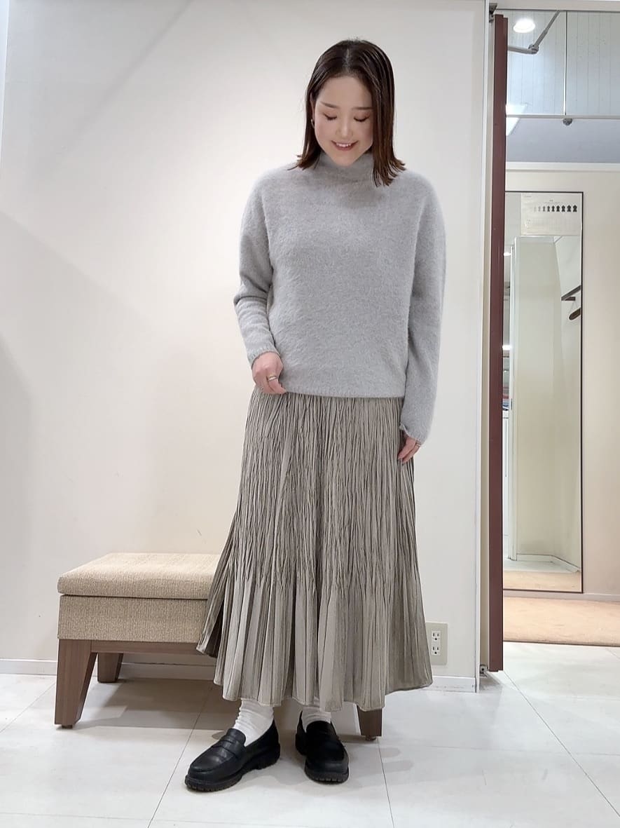 YUIさんの「UNTITLED｜【大人な品格/ふわふわニット】フォックスカシミヤ コクーンニット」を使ったコーディネート