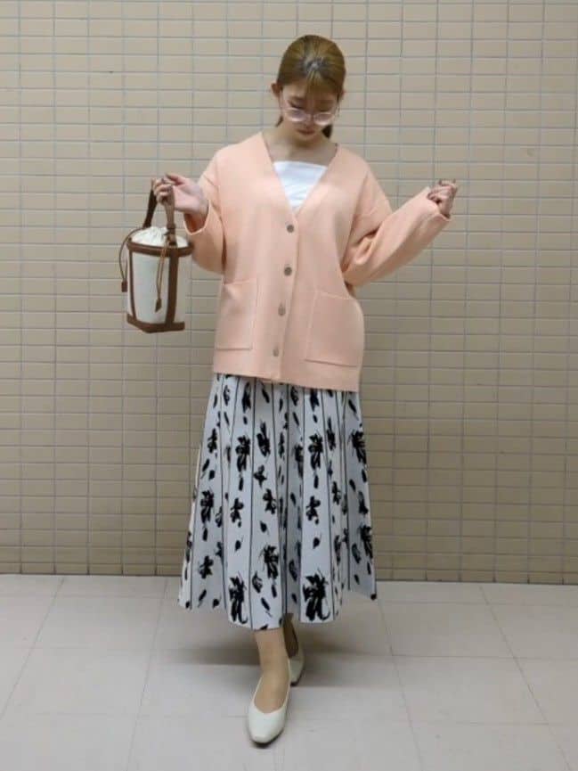 ひまりさんの「Reflect｜【ゆったり着られる◎】バンドカラーシャツブラウス」を使ったコーディネート