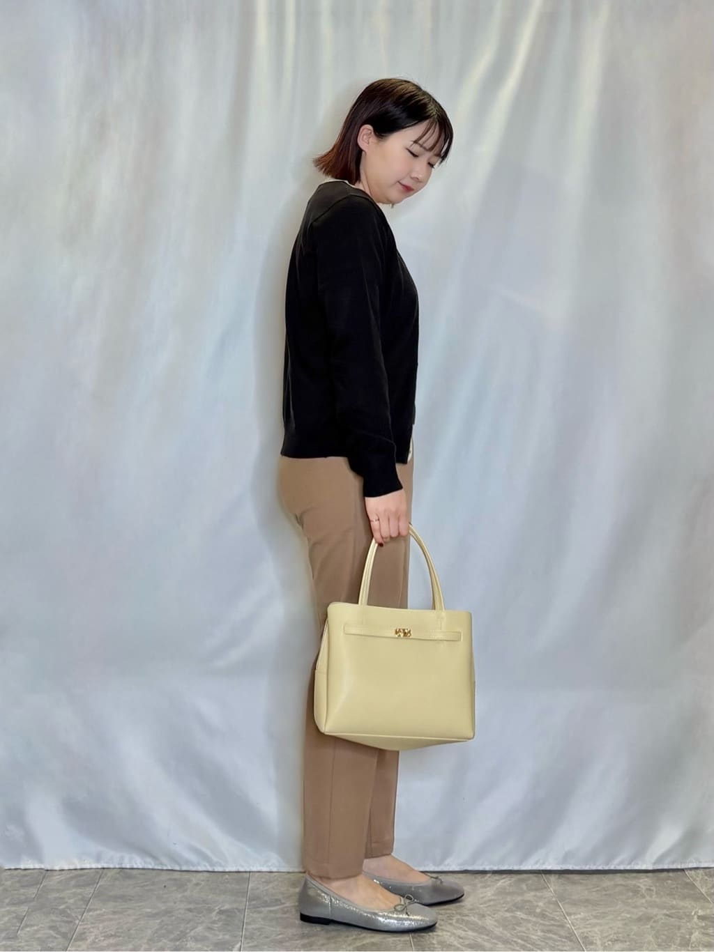 ネリさんの「SHOO･LA･RUE｜【洗濯機可/S-LL/アンサンブル可】結局、シンプル クルーネックニット」を使ったコーディネート