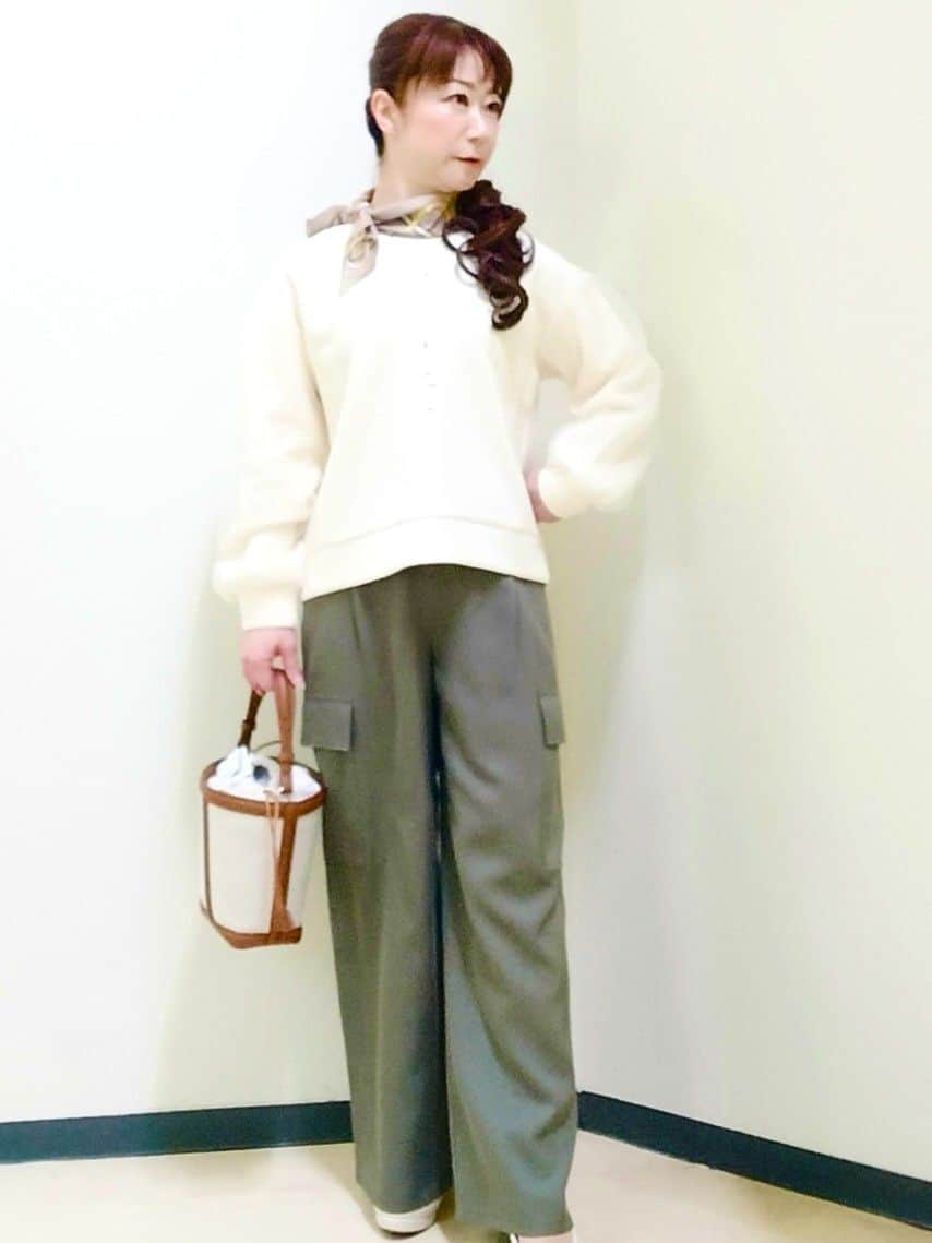 花さんの「Reflect｜チュールレイヤードスリーブプルオーバー」を使ったコーディネート