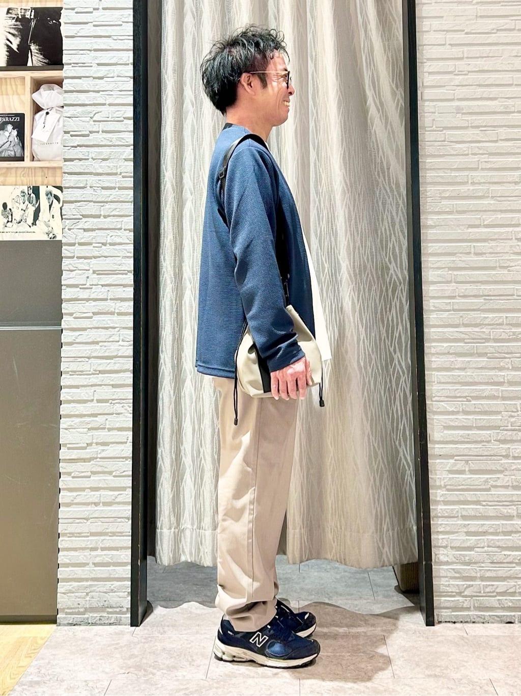 KENJI Iさんの「THE SHOP TK｜【2点セット】カーディガン＋半袖Tシャツ 洗濯機OK」を使ったコーディネート