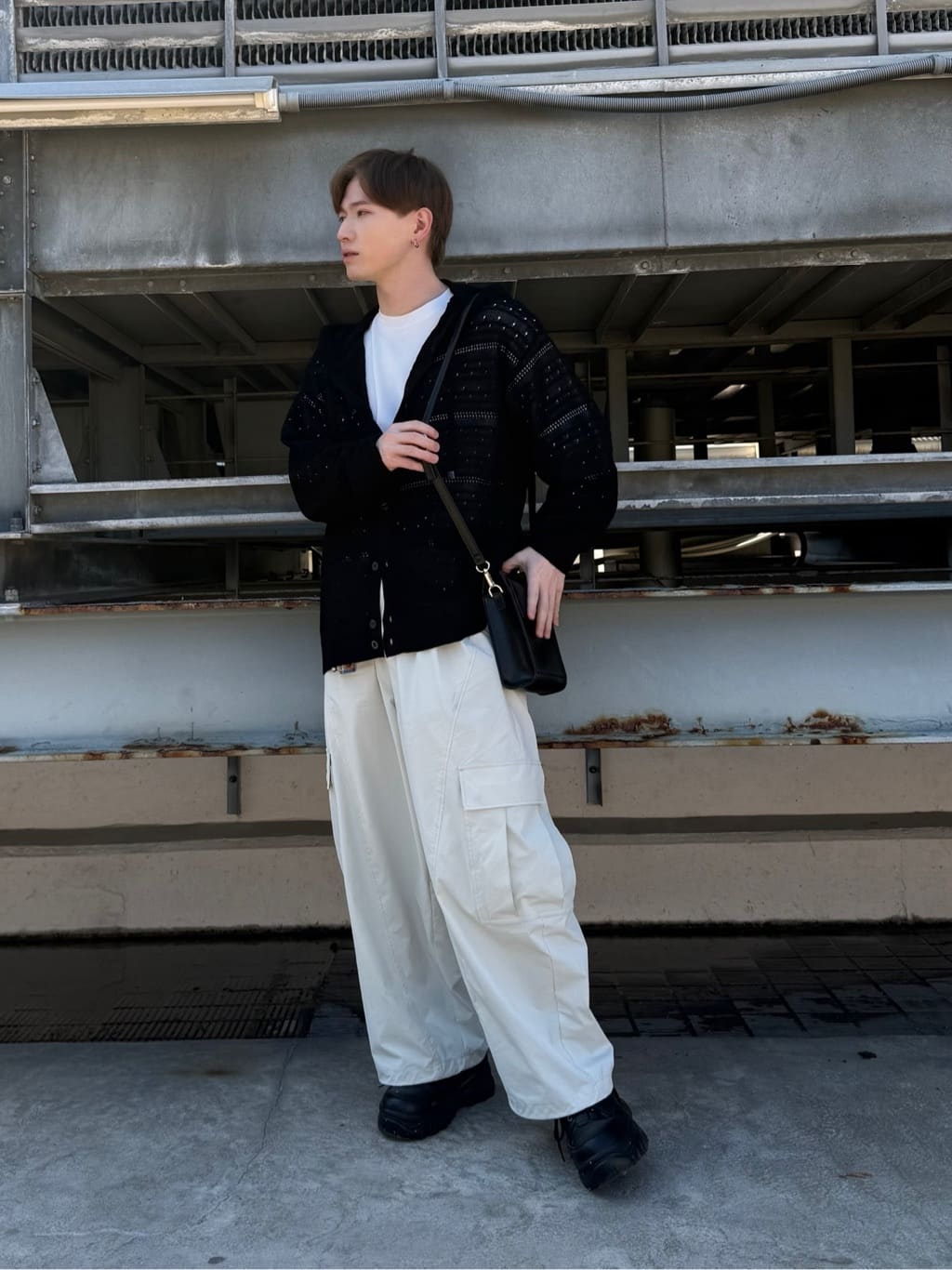 カネダさんの「tk.TAKEO KIKUCHI｜パターンドメッシュニットパーカー」を使ったコーディネート