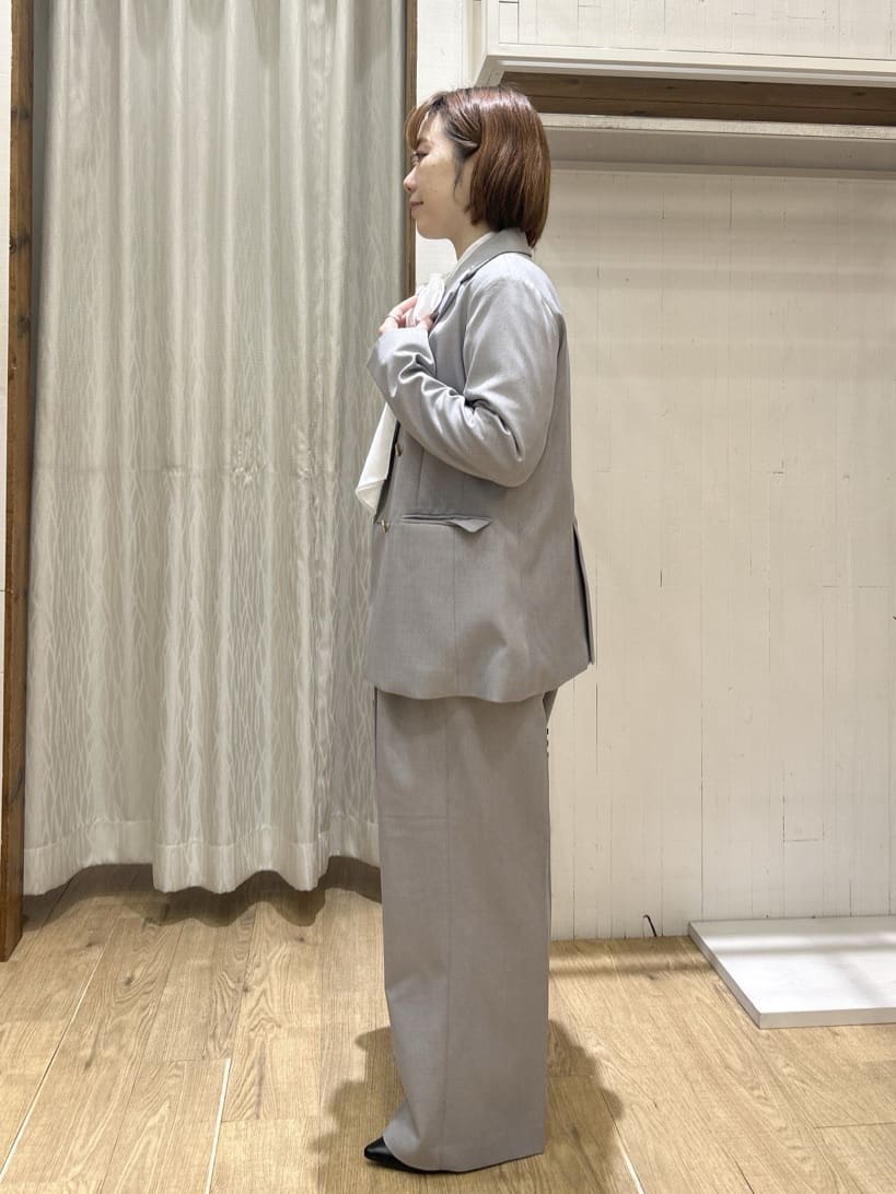 ga_riさんの「THE SHOP TK｜【通勤にもデイリーにも】CAVIAN 金ボタンダブルブレストジャケット」を使ったコーディネート