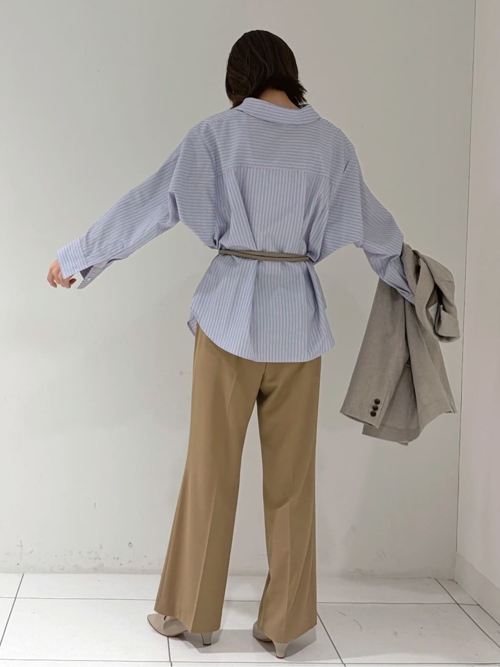 shioriさんの「INDIVI｜Timeless｜ビッグポケットフォルムシャツ【接触冷感】」を使ったコーディネート