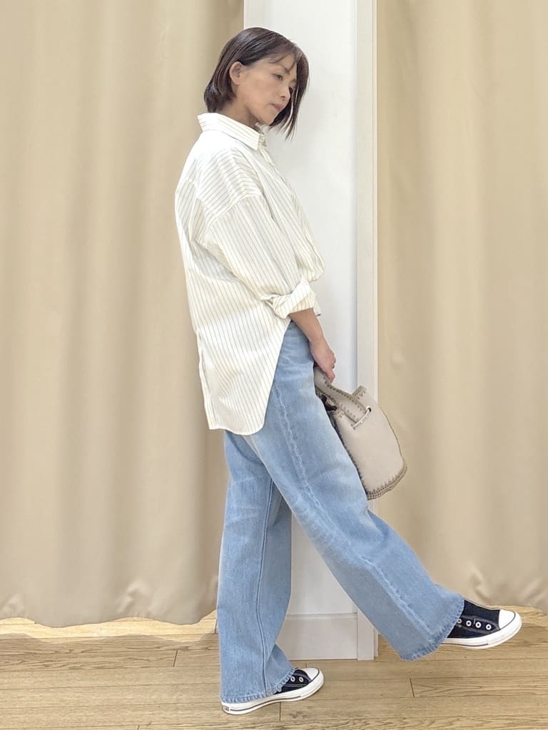 emicoさんの「Dessin｜【洗える】バックボタンオーバーシャツ」を使ったコーディネート